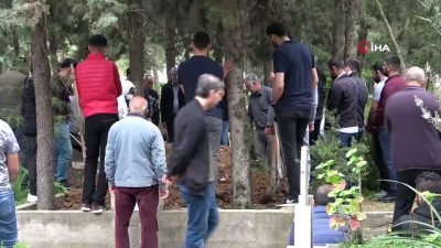 bulasici hastalik -  Raporda 'bulaşıcı hastalık' yazınca defnedilemeyen cenazenin başına gelenler şoke etti Videosu
