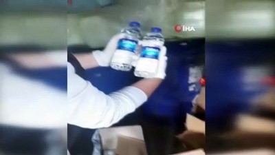 kacak icki -  İzmir’de sahte içki üretilen depoya baskın: 2 kişi gözaltında Videosu