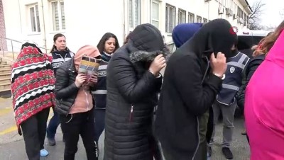 magdur kadin -  Kadınları fuhşa zorlayan 13 kişi tutuklandı Videosu