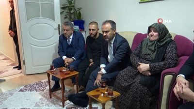 bizimkiler -  Kahraman İdlib gazisi: “Orada 7 düvelle savaşıyoruz, sadece Esad’la değil” Videosu