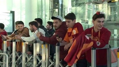 aria - Galatasaray kafilesine Sivas’ta coşkulu karşılama Videosu