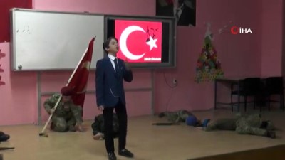 sparta -  İstiklal Marşını gözyaşları içinde okudu, bütün salon ayakta alkışladı Videosu