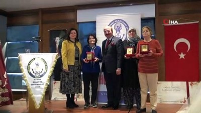 halk oyunlari -  Kadınlar Günü etkinliğinde hediye yağmuru Videosu