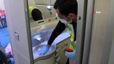  THY, korona virüse karşı uçaklardaki dezenfekte çalışmalarının görüntülerini paylaştı