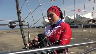 giyim magazasi -  O Türkiye’nin tek kadın paratrike pilotu Videosu