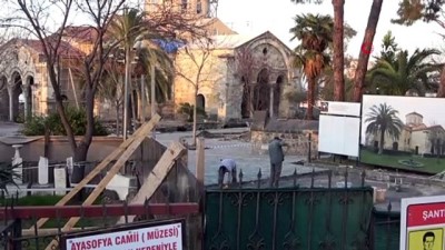 muslumanlar -  Ayasofya Camisi'nde restorasyon çalışmaları sürüyor Videosu