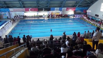 Sinop’ta Anadolu Yıldızlar Ligi Yüzme Grup Müsabakaları yapıldı