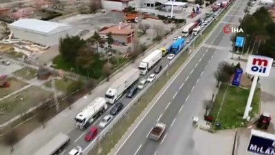  43 ilin geçiş noktasındaki tüm araçlar durduruldu