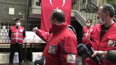 magdur aile - Türk Kızılaydan yaşlı ve hastalara gıda paketi yardımı - DİYARBAKIR Videosu