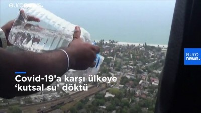 euro - Video | Sri Lankalı Budist tapınağı Covid-19'a karşı ülkeye kutsal su döktü Videosu