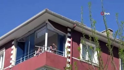  Ankaralı sanatçıdan  balkon konseri