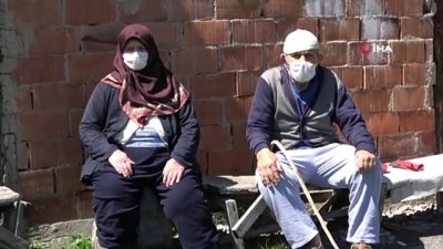  Bolu’da korona virüsü yenen yaşlı çift yaşadıklarını anlattı