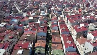  Esenyurt’ta Belediye ekiplerinden vatandaşlara sürpriz konser