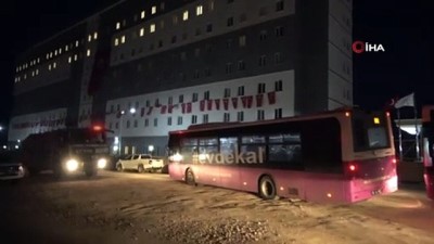 genclik ve spor il muduru -  Kazakistan'dan gelen 73 Türk vatandaşı öğrenci yurduna yerleştirildi Videosu