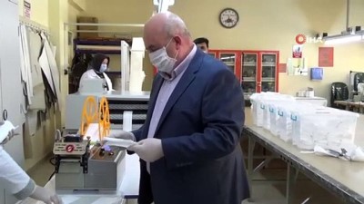  Kız meslek lisesinden günlük 8 bin adet maske