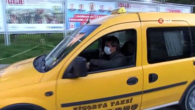  Sivaslı taksiciden koronaya 10 liralık çözüm
