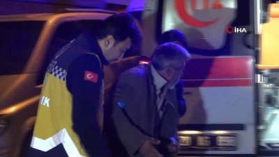  Yere düşüp kanlar içinde kalan yaşlı adamı şans eseri polisler fark etti
