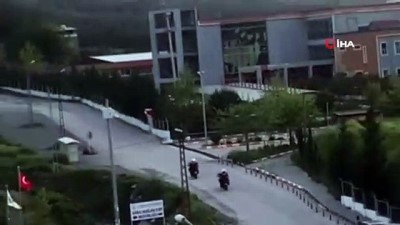 polis araci -  Kavga ihbarına giden polisler darp edildi Videosu