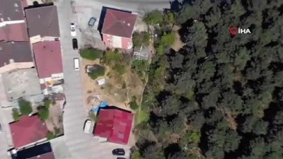kacis -  Top oynayan gençleri drone ile tespit eden polisler böyle baskın yaptı Videosu