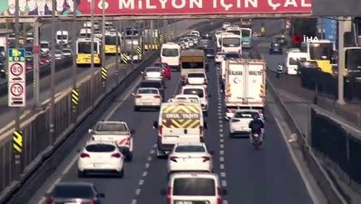 metrobus duraklari -  E-5 ve metrobüs yollarında kısıtlama sonrası hareketlilik böyle görüntülendi Videosu