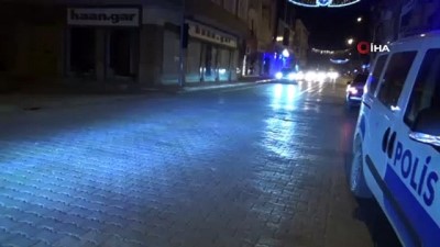 reyhanli -  Reyhanlı’da sokağa çıkma kısıtlaması sonrası vatandaşlar benzinliklere ve marketlere akın etti Videosu
