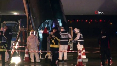 karantina -  Belçika’dan 328 kişi  Trabzon’a getirildi Videosu