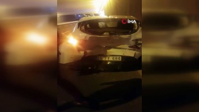 arac kullanmak -  Diyarbakır’da alkollü sürücü seyir halindeki araca arkadan çarptı: 2 yaralı Videosu