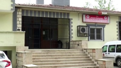kucuk kiz -  Gaziantep'te dehşete düşüren olay...11 yaşındaki kızını döverek öldürdü Videosu