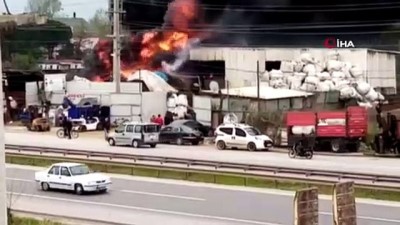 gokyuzu -  Geri dönüşüm tesisinde yangın Videosu