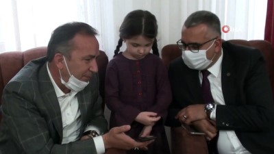 Bakan Soylu şehit kızının bayramını kutladı