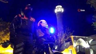 suriye -  Polisler hep birlikte İstiklal Marşı'nı okudu Videosu