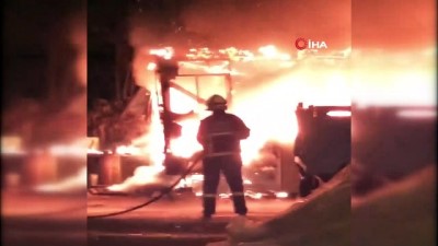  Rize'de inşaat malzeme deposunda yangın çıktı