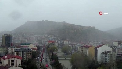 hava sicakliklari -  Bayburt’ta Nisan ayında kar yağışı Videosu