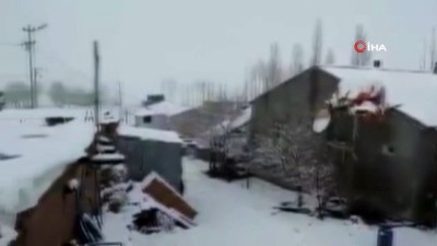 karli hava -  Iğdır’ın yüksek kesimlerine Nisan ayında kar yağdı Videosu
