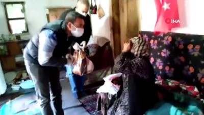 yasli kadin -  Yaşlı ninenin devlete duası dinleyenleri duygulandırdı Videosu