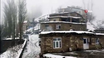 kar surprizi -   Bahçesaray’da 'Nisan karı' sürprizi Videosu