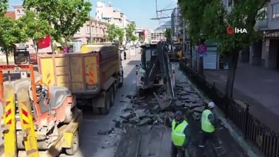  Bursa’da 2 haftada 30 bin ton asfalt döküldü