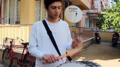 eglence mekani -  Yeteneğini konuşturan fenomen davulcuya Demet Akalın'dan iş teklifi Videosu