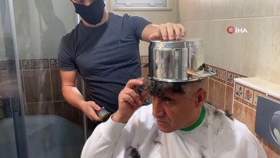 turkucu -  Kafasına tencereyi geçiren türkücüden ‘tas tıraş’ önerisi Videosu