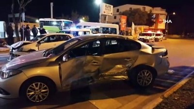 ilk mudahale -  Kocaeli’de 2 otomobil çarpıştı: 4 yaralı Videosu