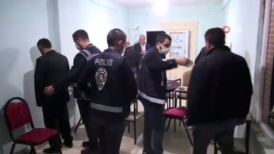 kiraathane -  Mardin’de kumar operasyonu: 8 kişiye 39 bin lira idari para cezası uygulandı Videosu