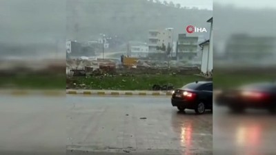 yildirim dustu -  Mazıdağı'nda bir evin damına yıldırım düştü Videosu
