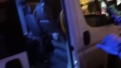 servis araci -  Sosyal mesafeye uymadan İETT şoförlerini taşıyan servis sürücüsüne ceza Videosu