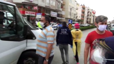  Antalya'da iki kişinin yaralandığı trafik kazası kamerada