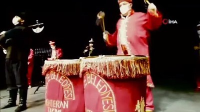 yakin plan -  Mehteran takımından 'Evde Kal' Marşı Videosu