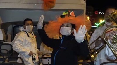  Adana'da bandolu 'Portakal Çiçeği Karnavalı' çoşkusu