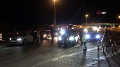  Adana’ya giriş çıkışlar kapatıldı