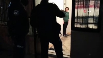  Bekçiler bu defa para vermek için kapı kapı gezdi