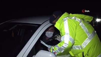  İstanbul’a giriş çıkışlar yasaklandı, yolda olanlar geri gönderiliyor