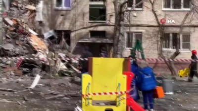 dogalgaz patlamasi -  - Rusya'da doğalgaz patlaması: 1 ölü, 4 yaralı Videosu